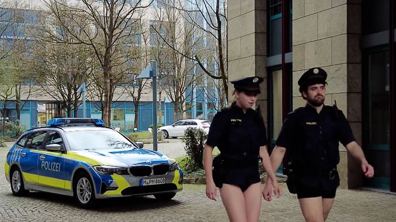 Bayerns Polizei "zieht blank" | Bild:Deutsche Polizeigewerkschaft (DPolG)