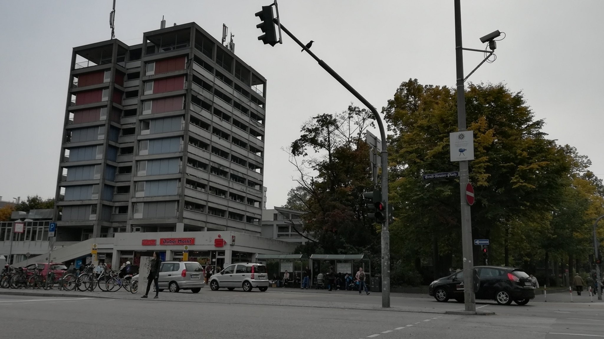 Stadthallen-Gegner in Regensburg sammeln 7.000 Unterschriften