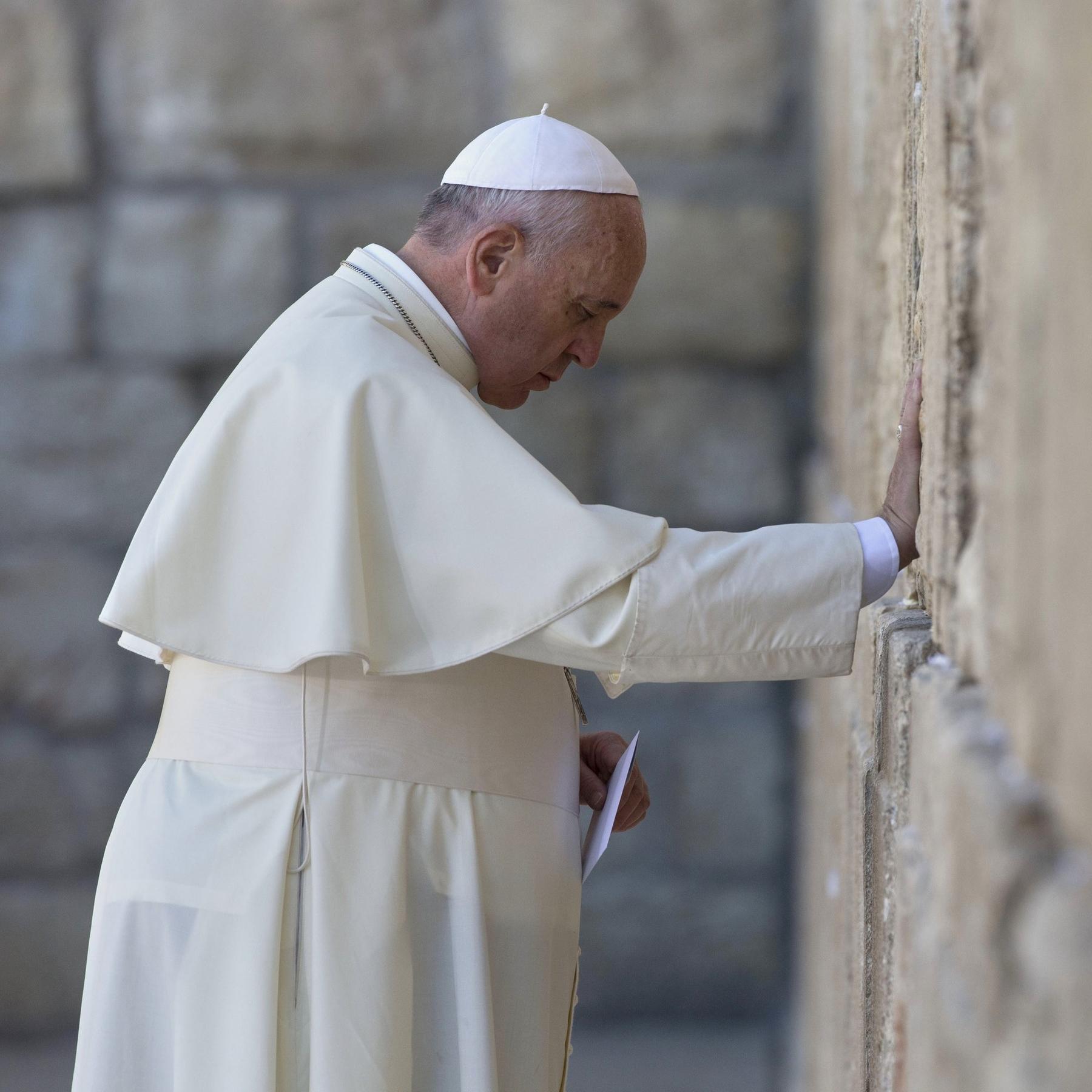 Update: Trauer um Tod von Papst Franziskus: ARD Korrespondentin berichtet aus Rom am Abend