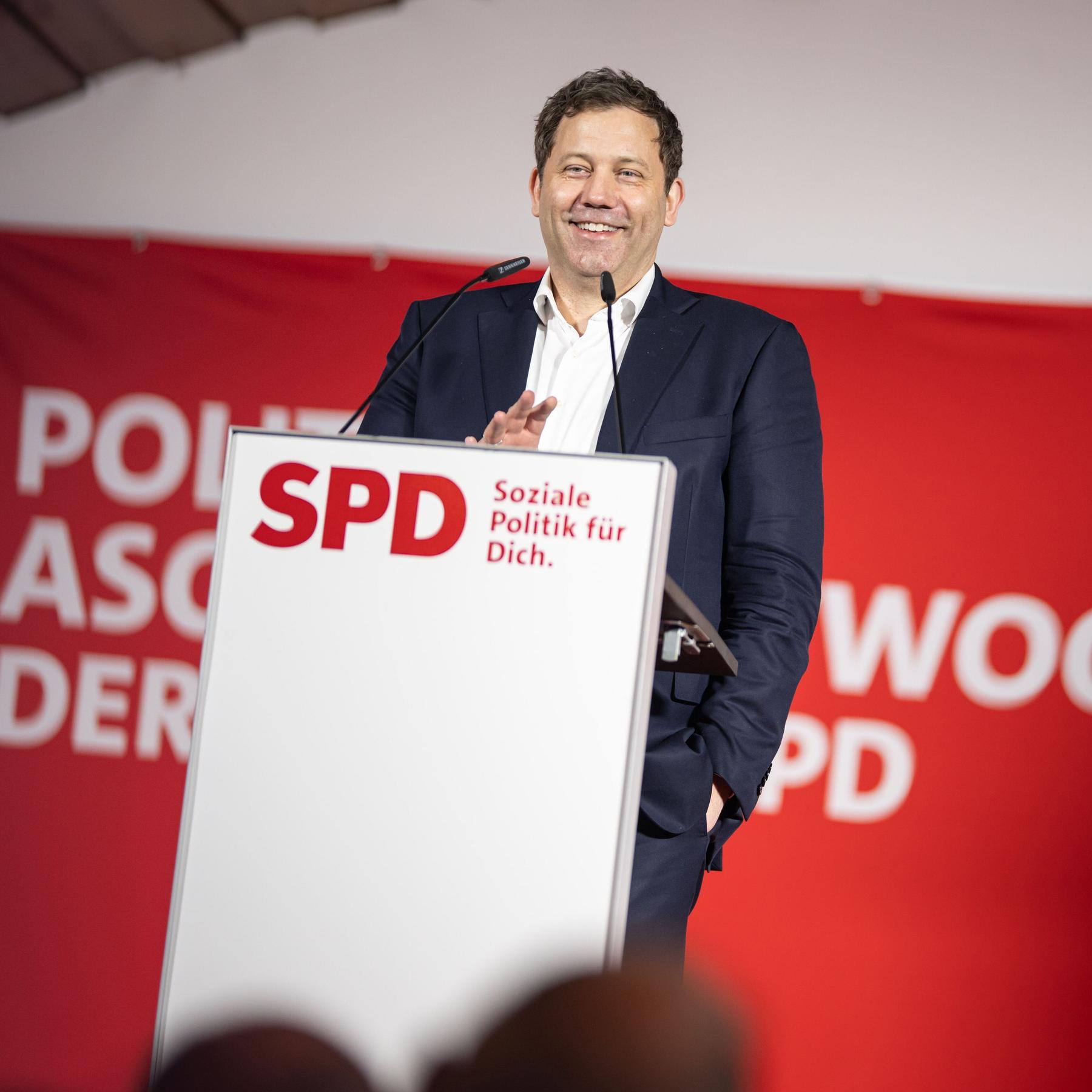 Steuerreform: Was plant der Finanzminister? Interview mit Lars Klingbeil