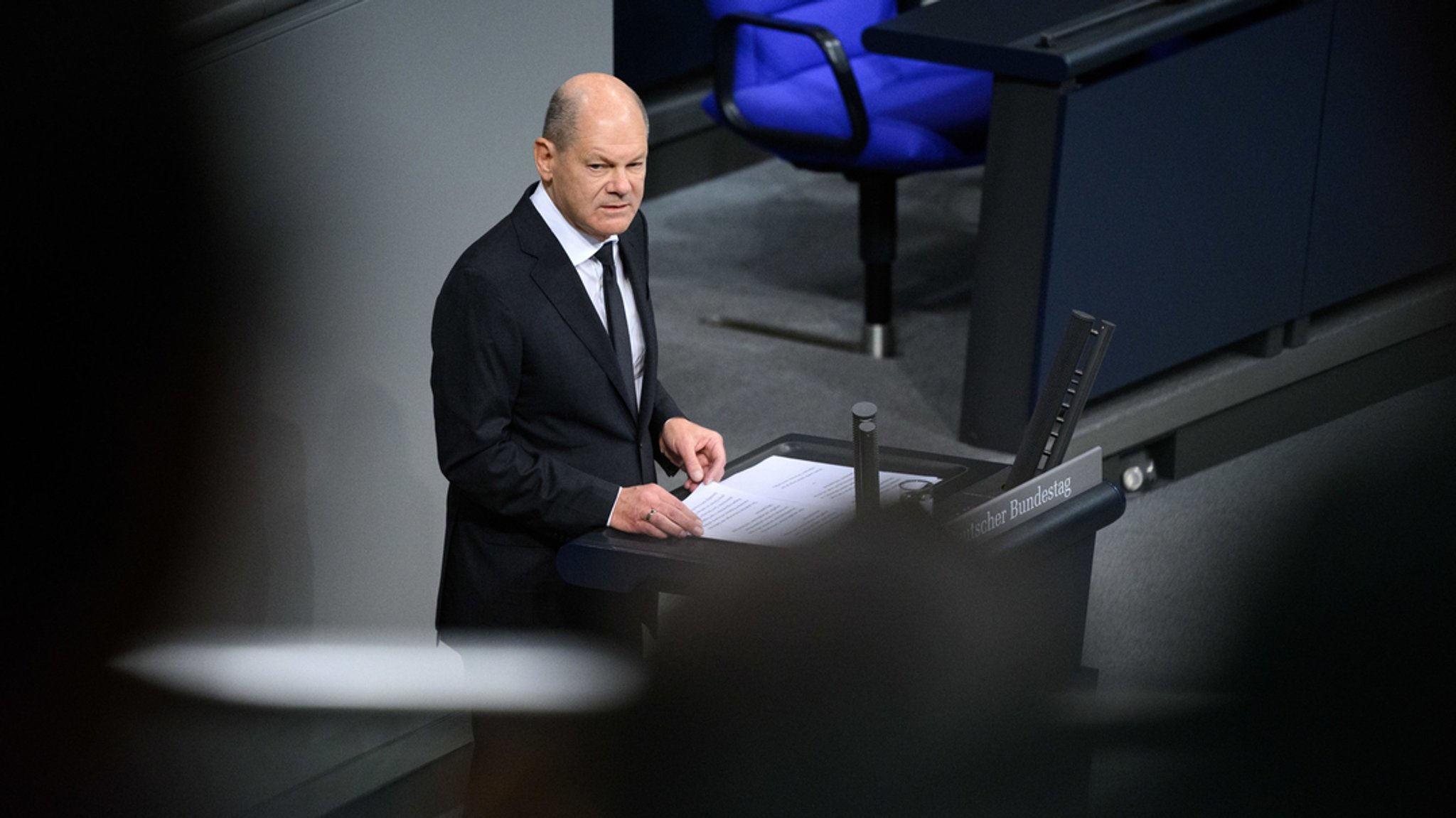 Bundeskanzler Olaf Scholz im Bundestag 