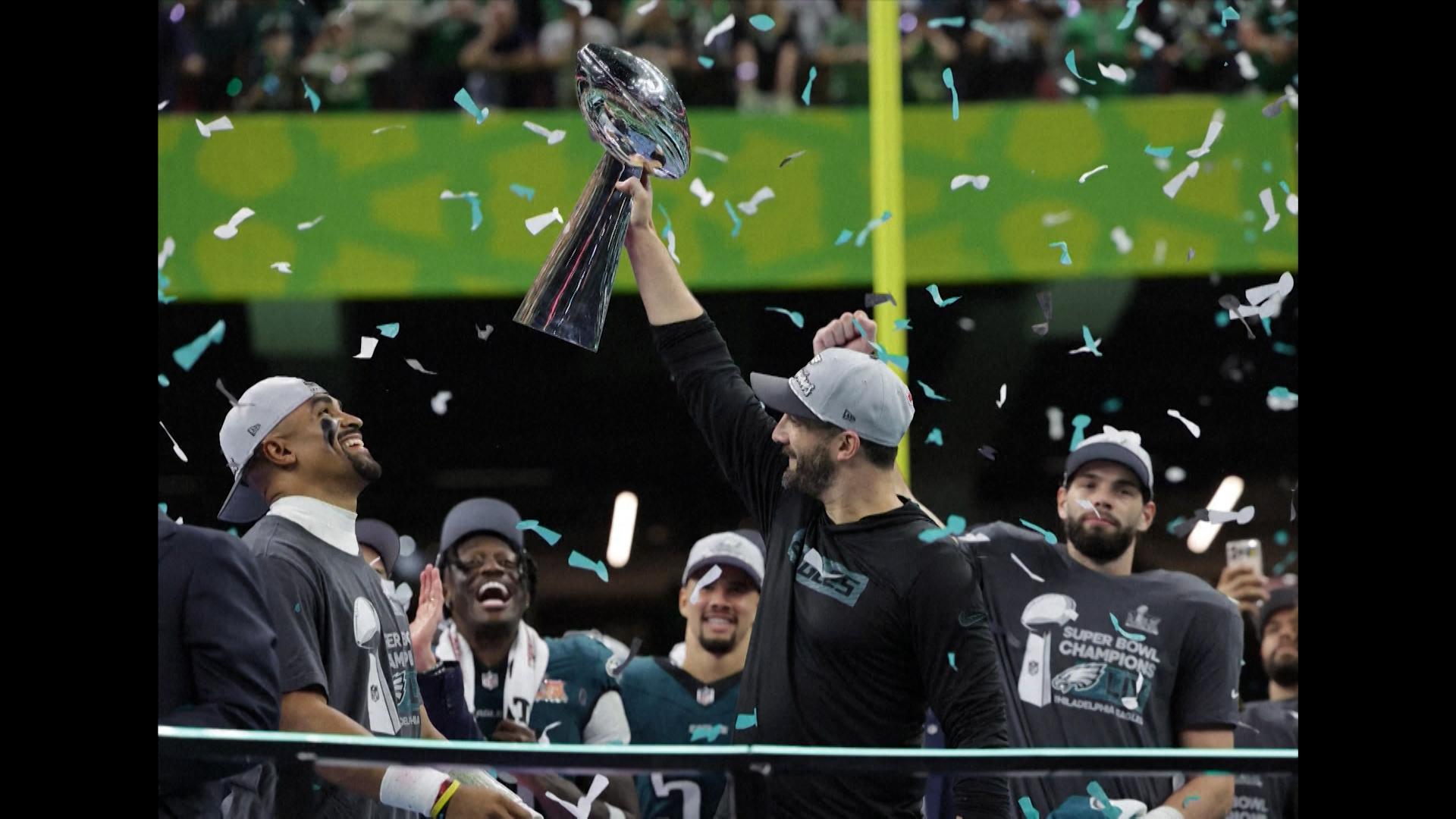 Die Philadelphia Eagles haben zum zweiten Mal den Super Bowl gewonnen.