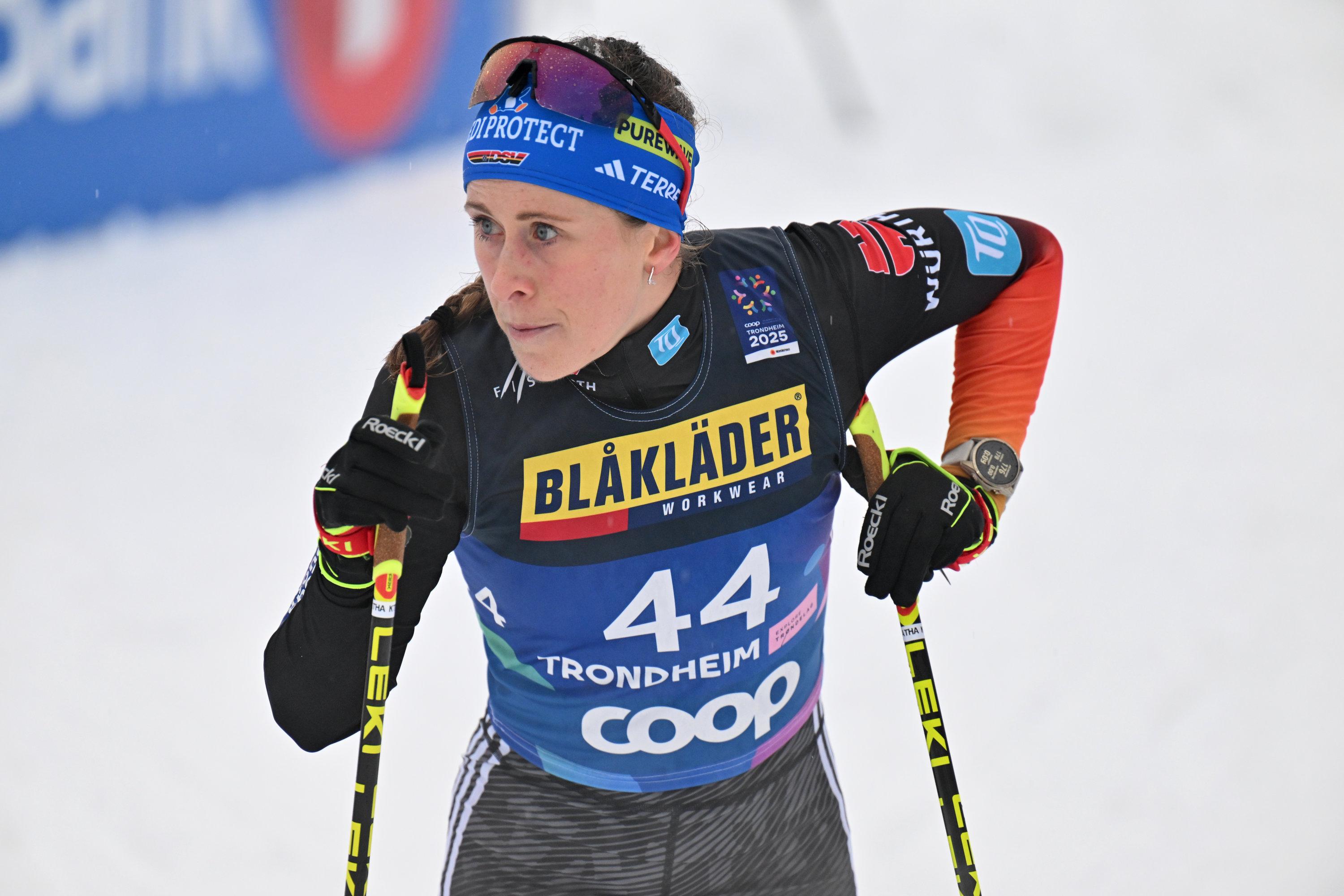 04.03.2025, Norwegen, Trondheim: Ski nordisch: Weltmeisterschaft, Langlauf, 10 km klassisch, Damen: Katharina Hennig aus Deutschland im Ziel. 