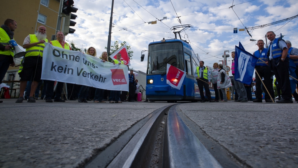 Viele Bus- und Tramfahrer streiken morgen Vormittag in München | BR24