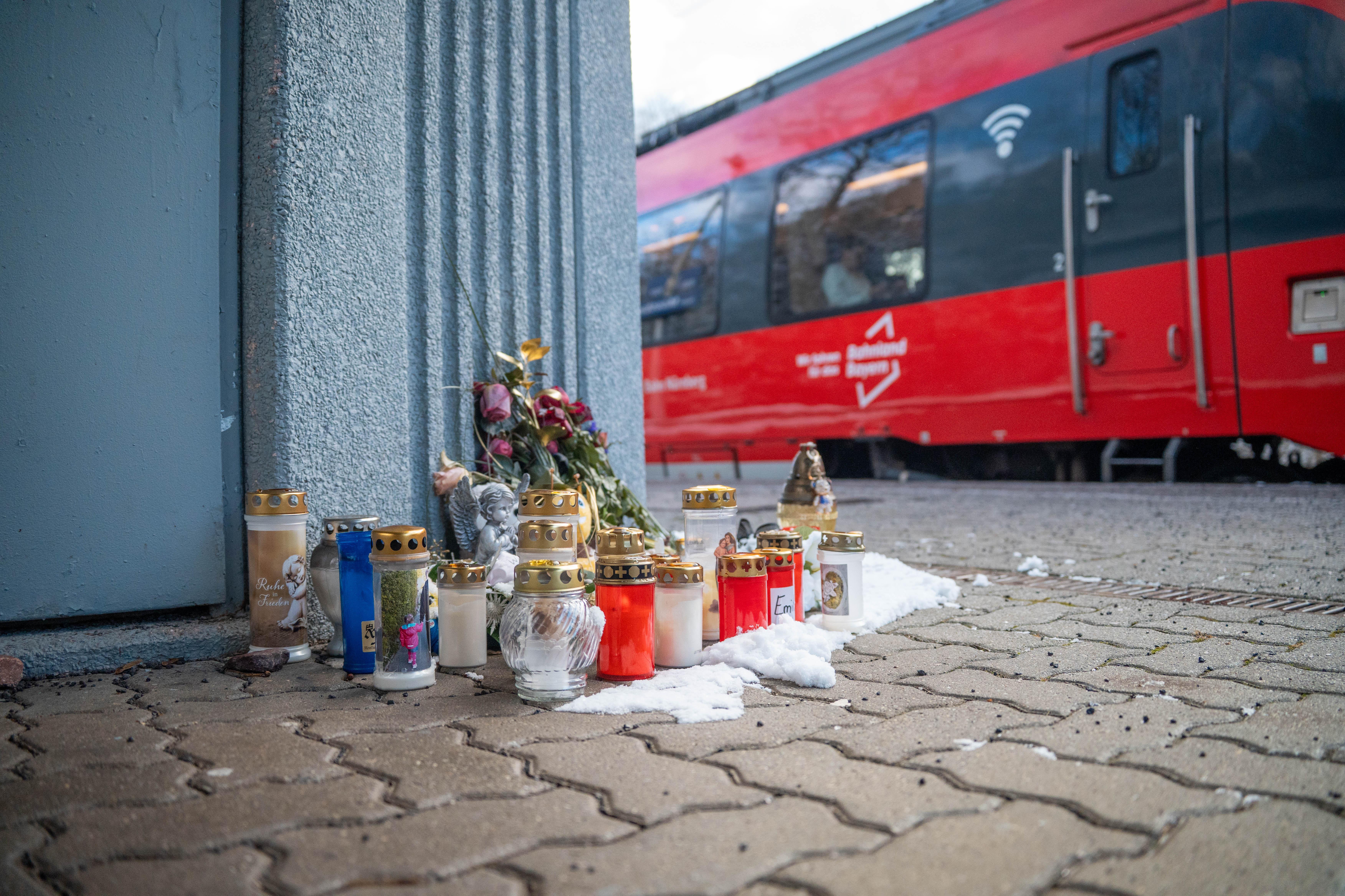 Am 21. Dezember hat sich am S-Bahnhof Feucht-Moosbach ein tragischer Unfall ereignet.
