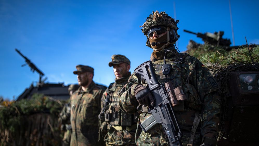 Soldaten der Bundeswehr (Symbolbild) | Bild:picture alliance / ASSOCIATED PRESS | Mindaugas Kulbis