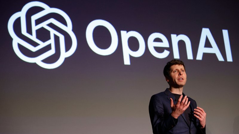 Sam Altman, CEO von OpenAI, spricht während einer Pressekonferenz 2025 in Tokio | Bild: Bildrechte: dpa-Bildfunk/Rodrigo Reyes Marin Sam Altman, CEO von OpenAI, spricht während einer Pressekonferenz 2025 in Tokio