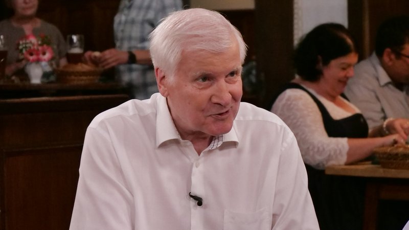 Horst Seehofer am BR Sonntags-Stammtisch vom 29.6.25 | Bild: BR/Andreas Schroll Horst Seehofer am BR Sonntags-Stammtisch vom 29.6.25