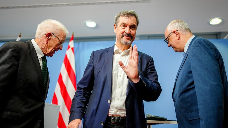 "Space minded": Söder will Raumfahrt trotz leerer Kassen stärken | Bild: picture alliance/dpa | Kay Nietfeld "Space minded": Söder will Raumfahrt trotz leerer Kassen stärken