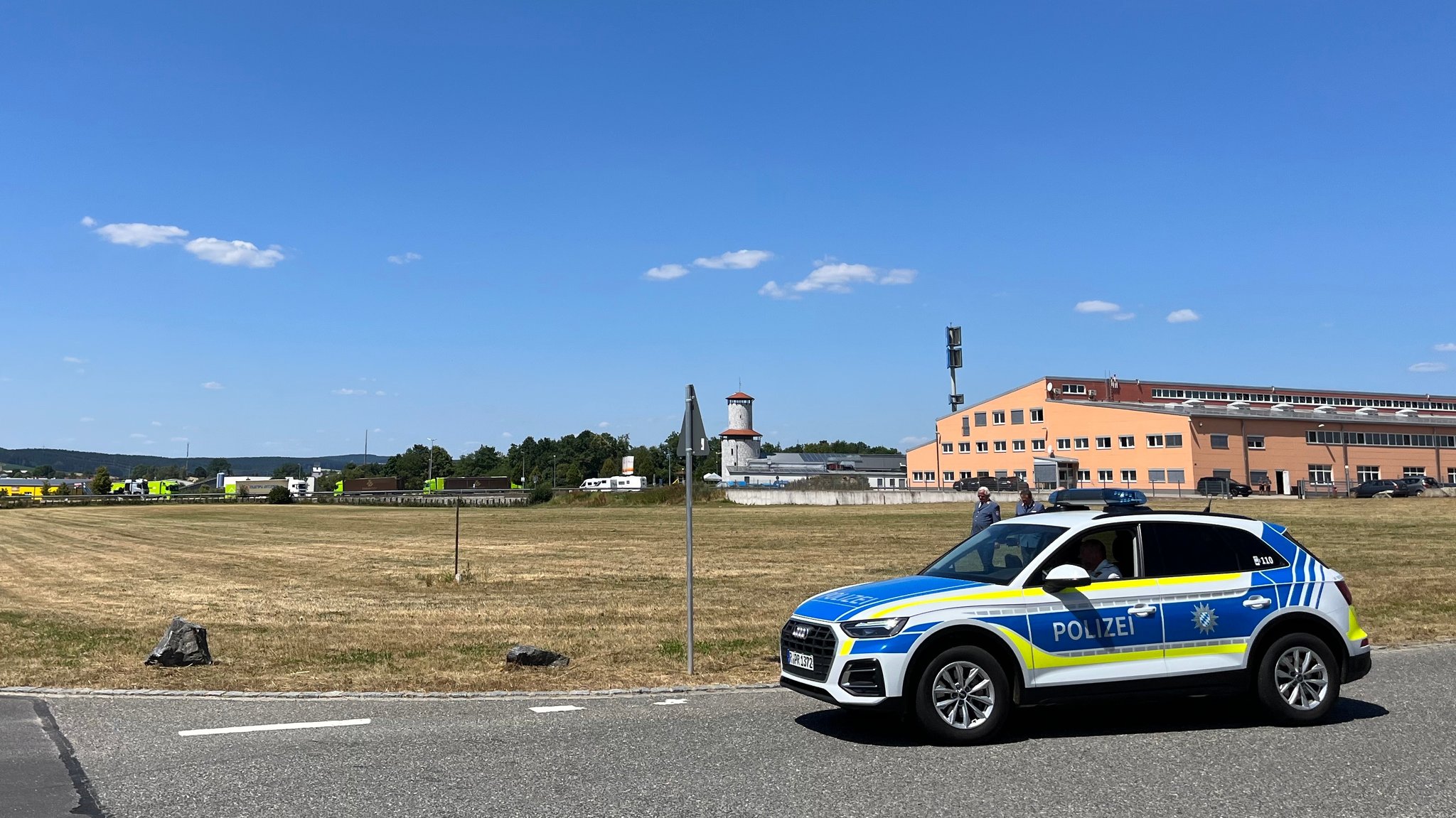 Auf einer 25.000 Quadratmeter großen Fläche sollen künftig Einsätze nach Flugzeugabstürzen und oder auf Autobahnen trainiert werden.