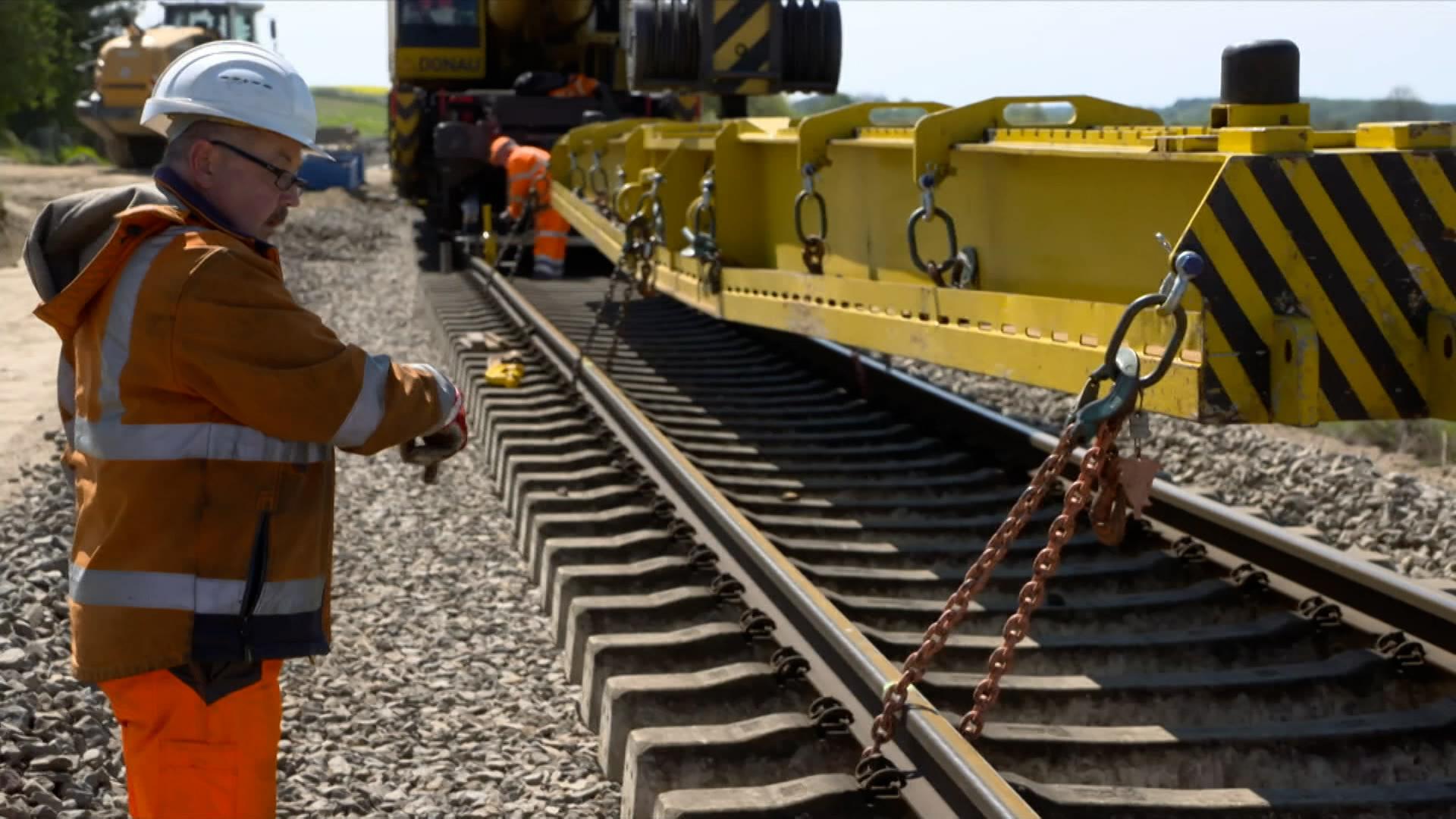  Bahn bei der Pünktlichkeit im Fernverkehr weiter sehr schlecht 