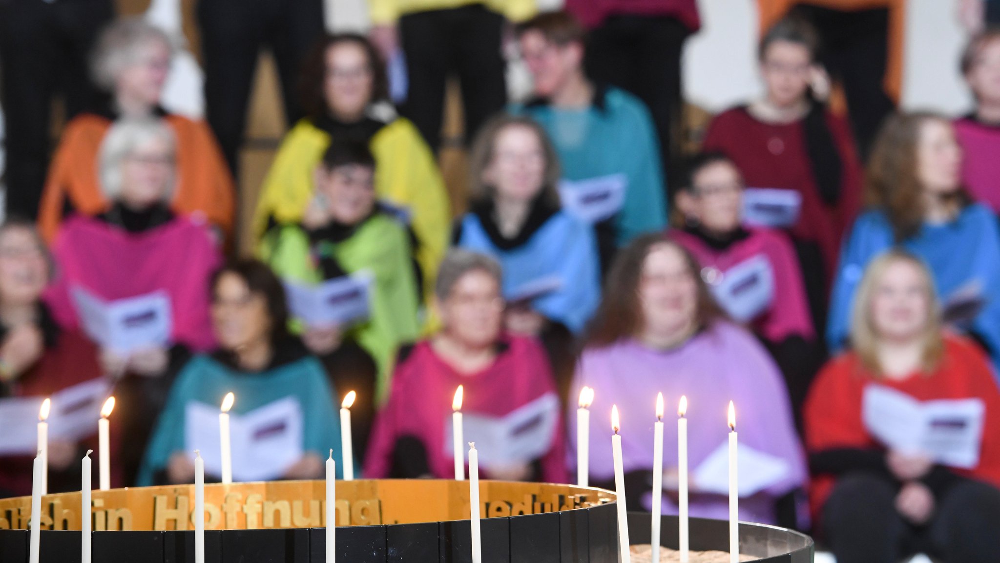 (Symbolbild) Hoffen auf eine gute Zukunft: Die Evangelischen Kirche in Deutschland (EKD) feiert 2025 ihr 80-jähriges Bestehen. | Bild: picture alliance / epd-bild | Nancy Heusel (Symbolbild) Hoffen auf eine gute Zukunft: Die Evangelischen Kirche in Deutschland (EKD) feiert 2025 ihr 80-jähriges Bestehen.
