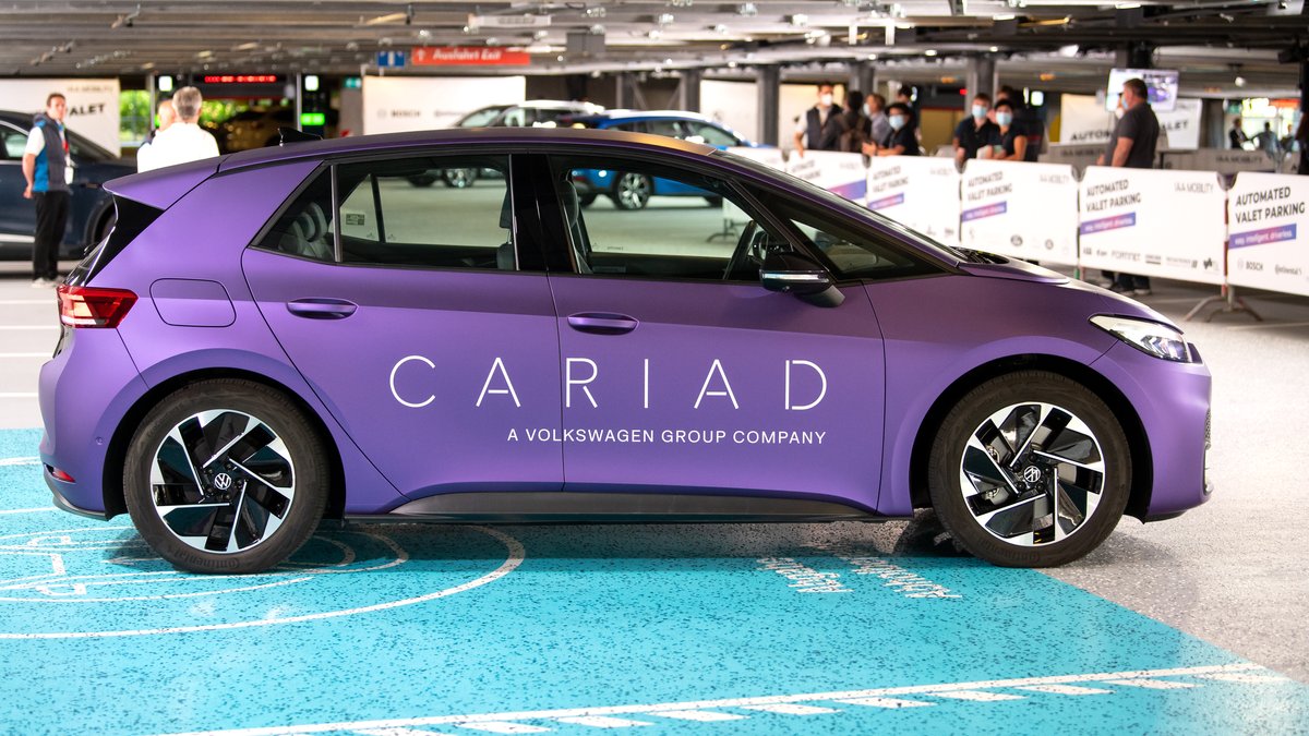 Ein Elektroauto von VW mit Software von Cariad