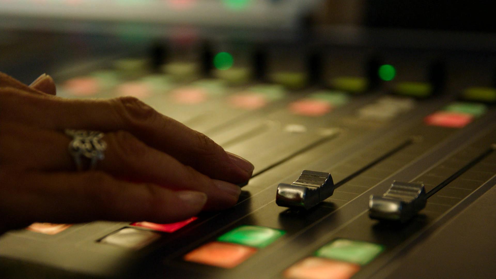 Mischpult im BR24-Studio