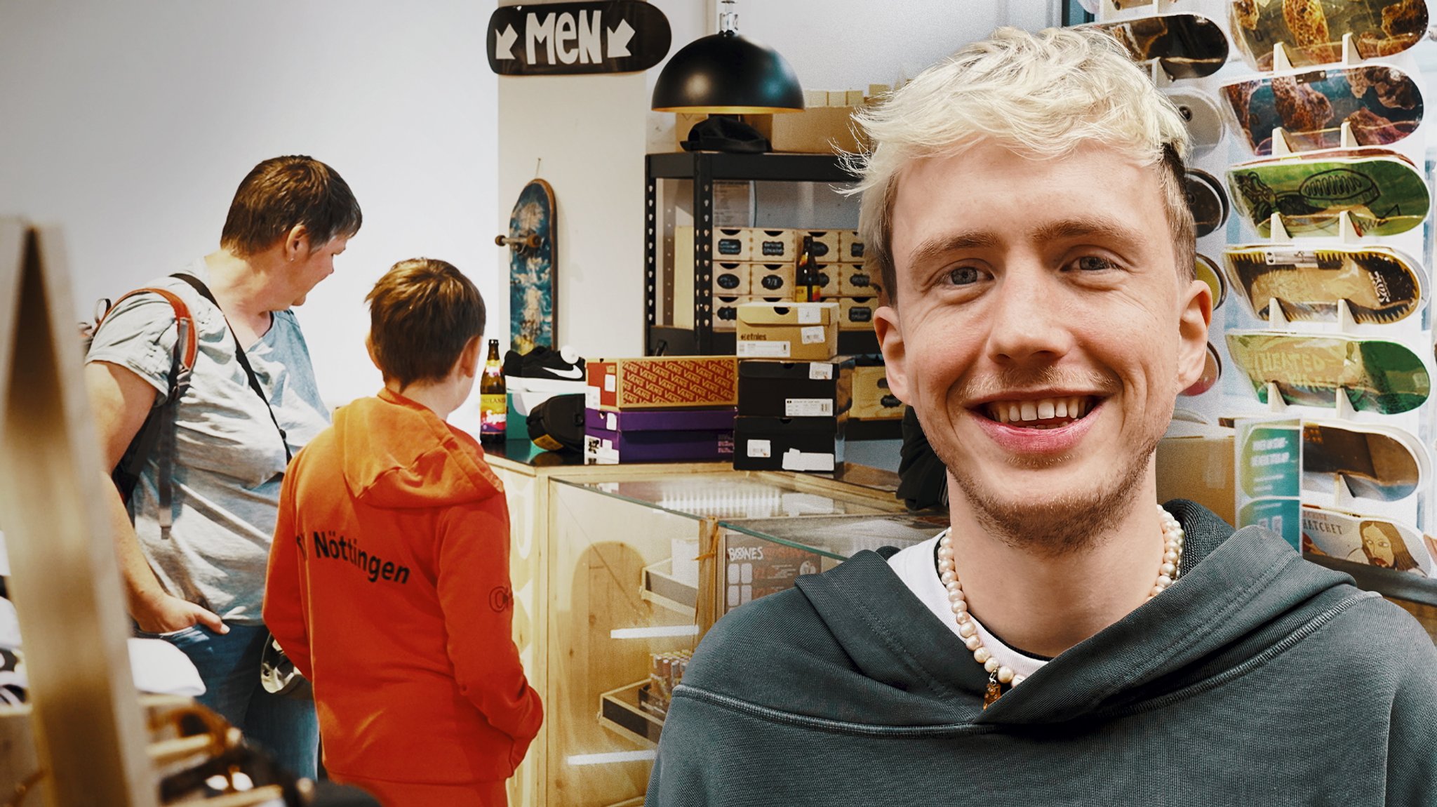 Filialleiter im Skateboard-Shop. 