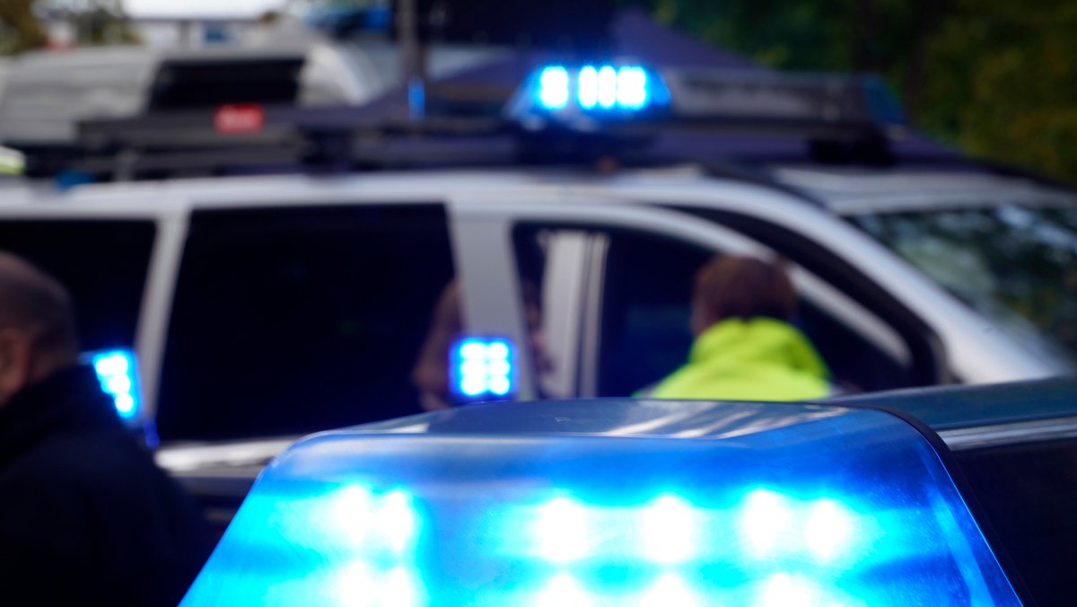 Blaulichter bei einem Polizeieinsatz