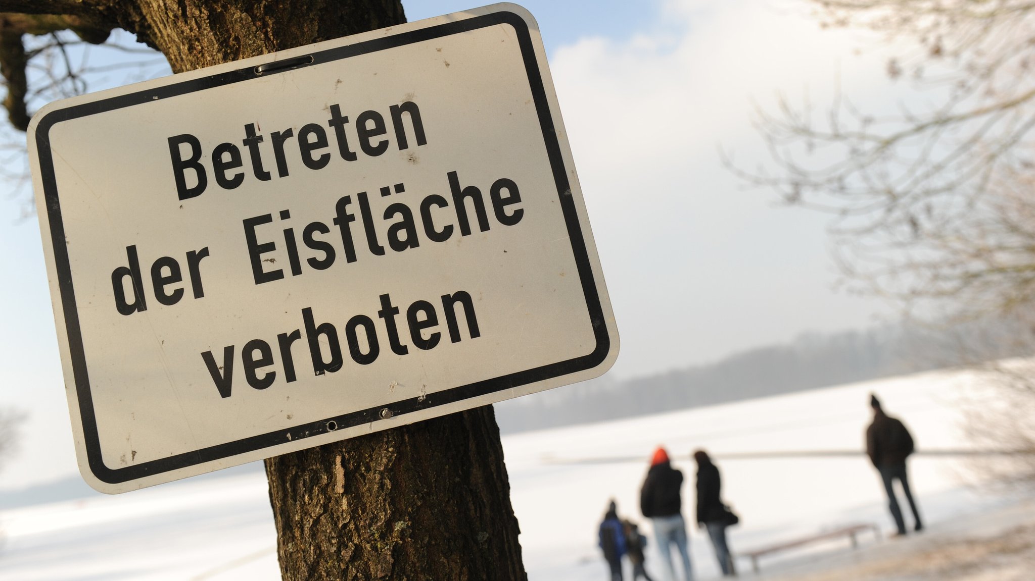 Lebensgefahr: Wasserwacht warnt vor Betreten der Eisflächen