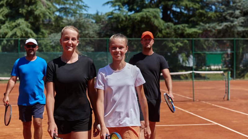 Tennisverein | Bild: picture alliance / Zoonar | BENIS ARAPOVIC Tennisverein