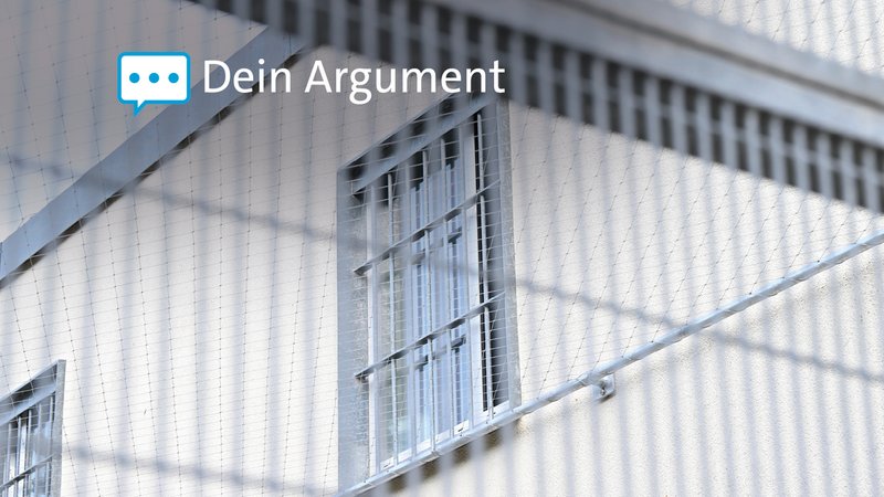 Die gesicherten Gebäude der Forensischen Psychiatrie und Psychotherapie der Klinik am Weissenhof für Psychiatrie in Weinsberg. (Symbolbild) | Bild: picture alliance/dpa | Bernd Weißbrod Die gesicherten Gebäude der Forensischen Psychiatrie und Psychotherapie der Klinik am Weissenhof für Psychiatrie in Weinsberg. (Symbolbild)