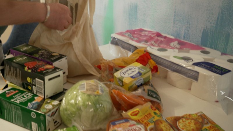 Lebensmitteleinkauf der Familie Elb aus Erding. | Bild: BR24 Lebensmitteleinkauf der Familie Elb aus Erding.