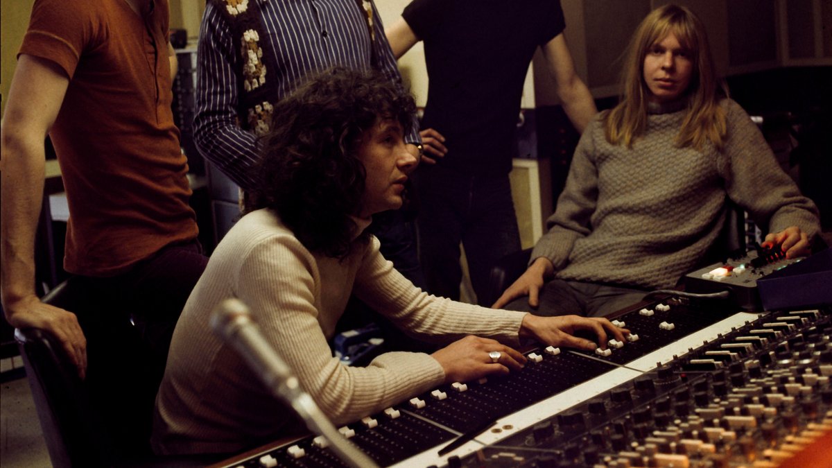 Die britische Band Strawbs in einem Londoner Aufnahmestudio im Jahr 1971.