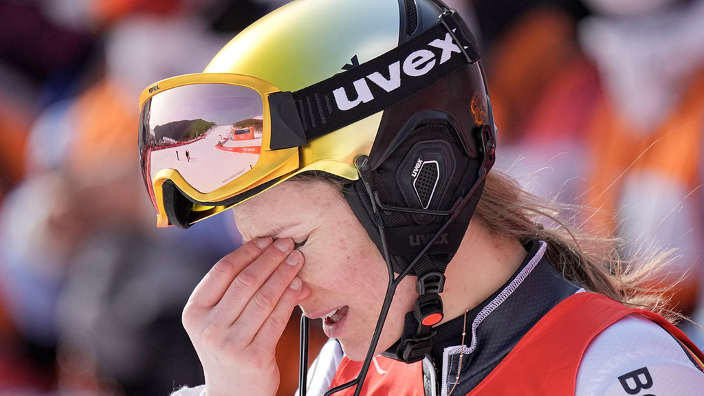 Lena Dürr nach dem zweiten Lauf | Bild: dpa-Bildfunk Lena Dürr nach dem zweiten Lauf