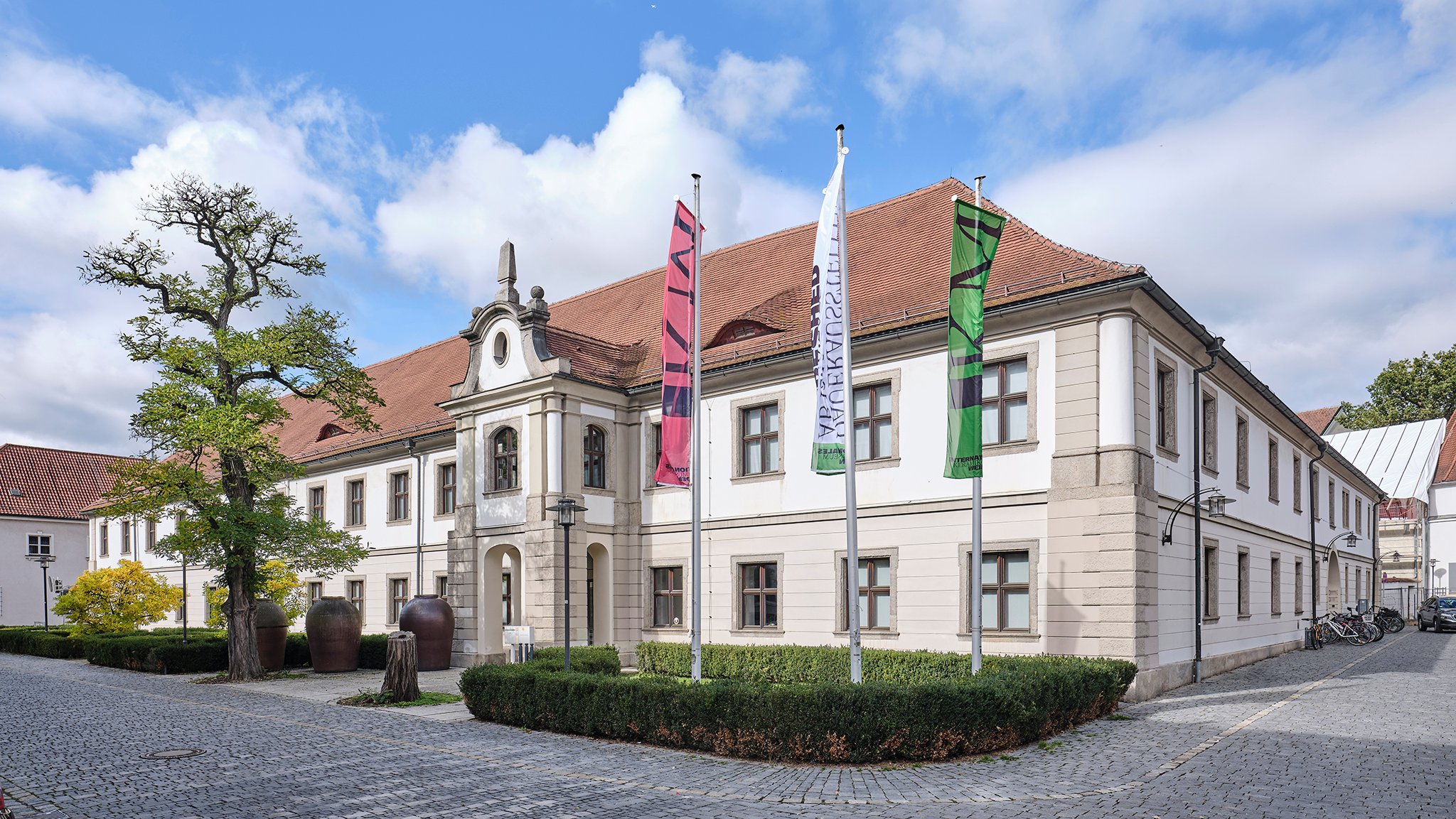 Eingangsbereich des Internationalen Keramikmuseums im Waldsassener Kasten in Weiden 