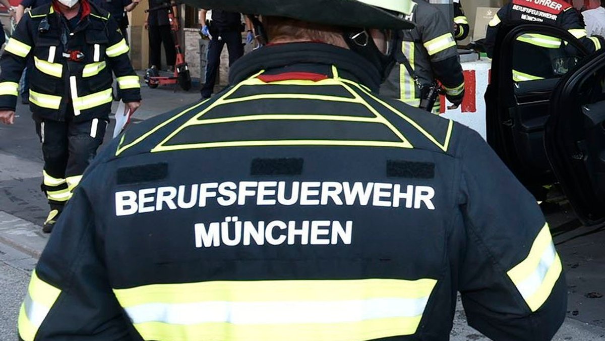 Münchner Feuerwehr im Einsatz (Symbolbild)