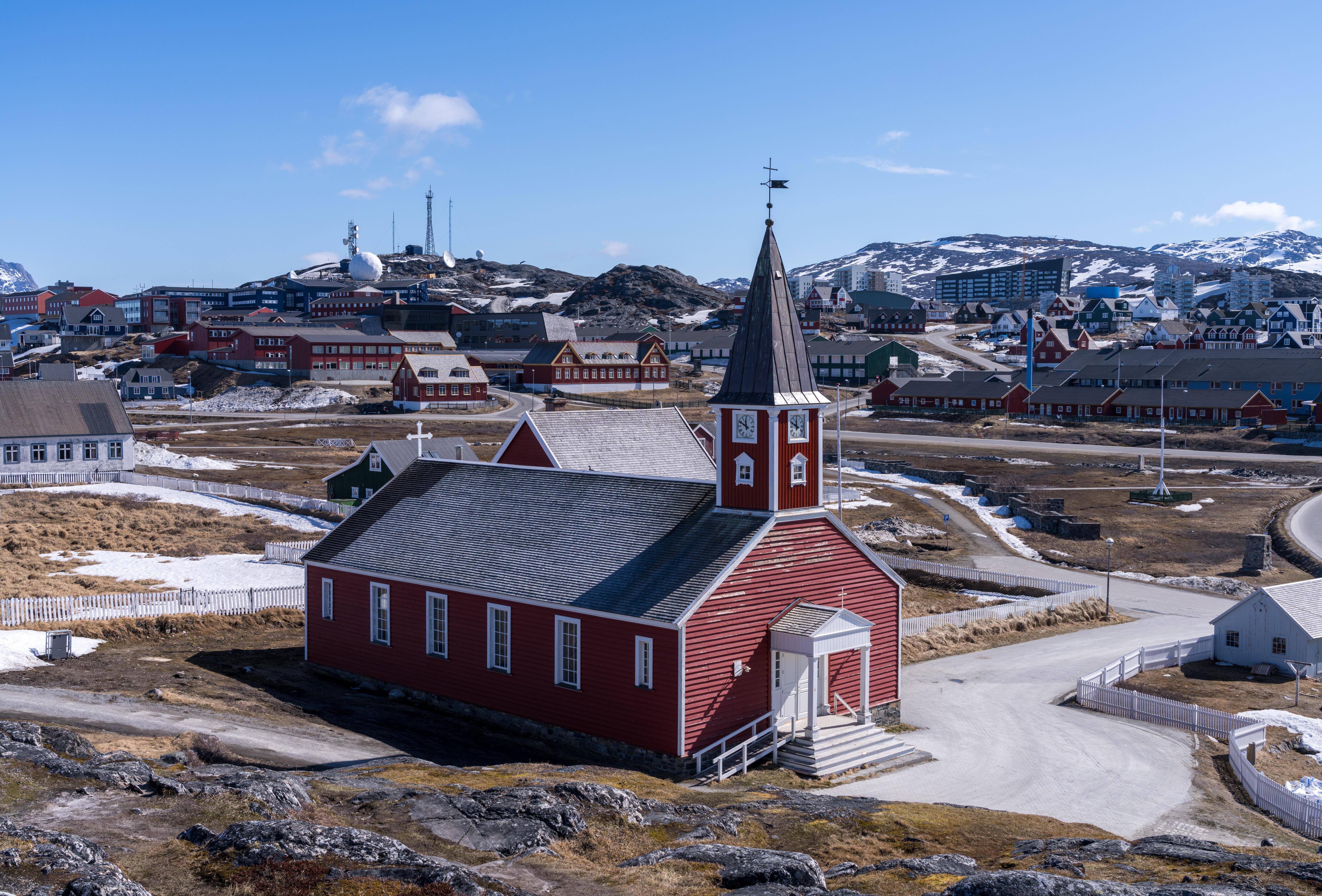 Kirche und Sendeanlagen in Nuuk, Grönland