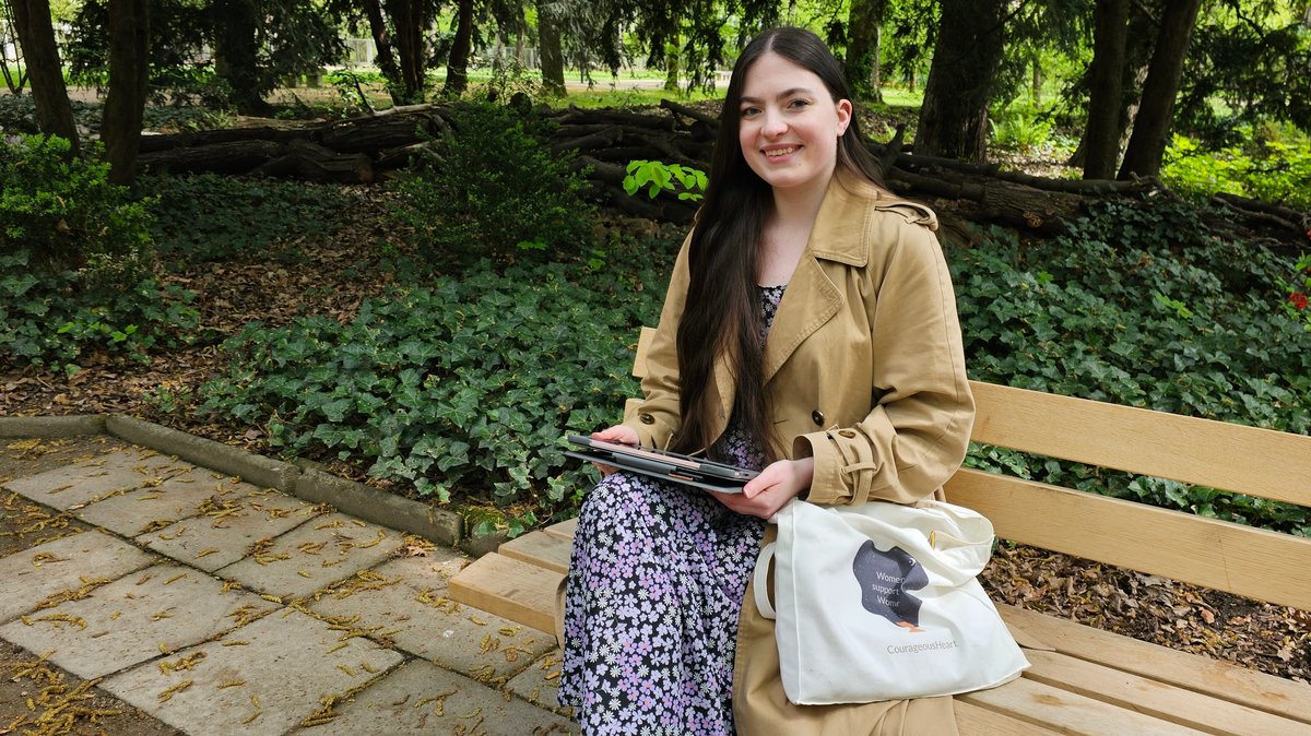 Hannah und die Notfallkarte für Gewaltopfer