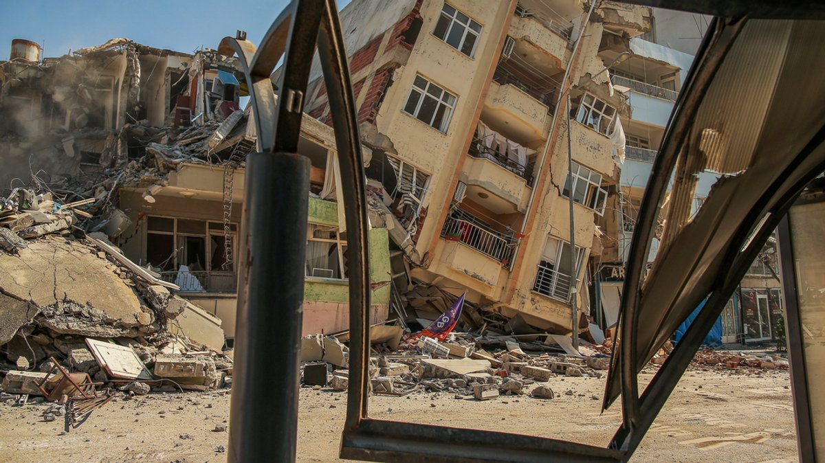 Mittlerweile mehr als 50.000 Erdbeben-Tote in Türkei und Syrien