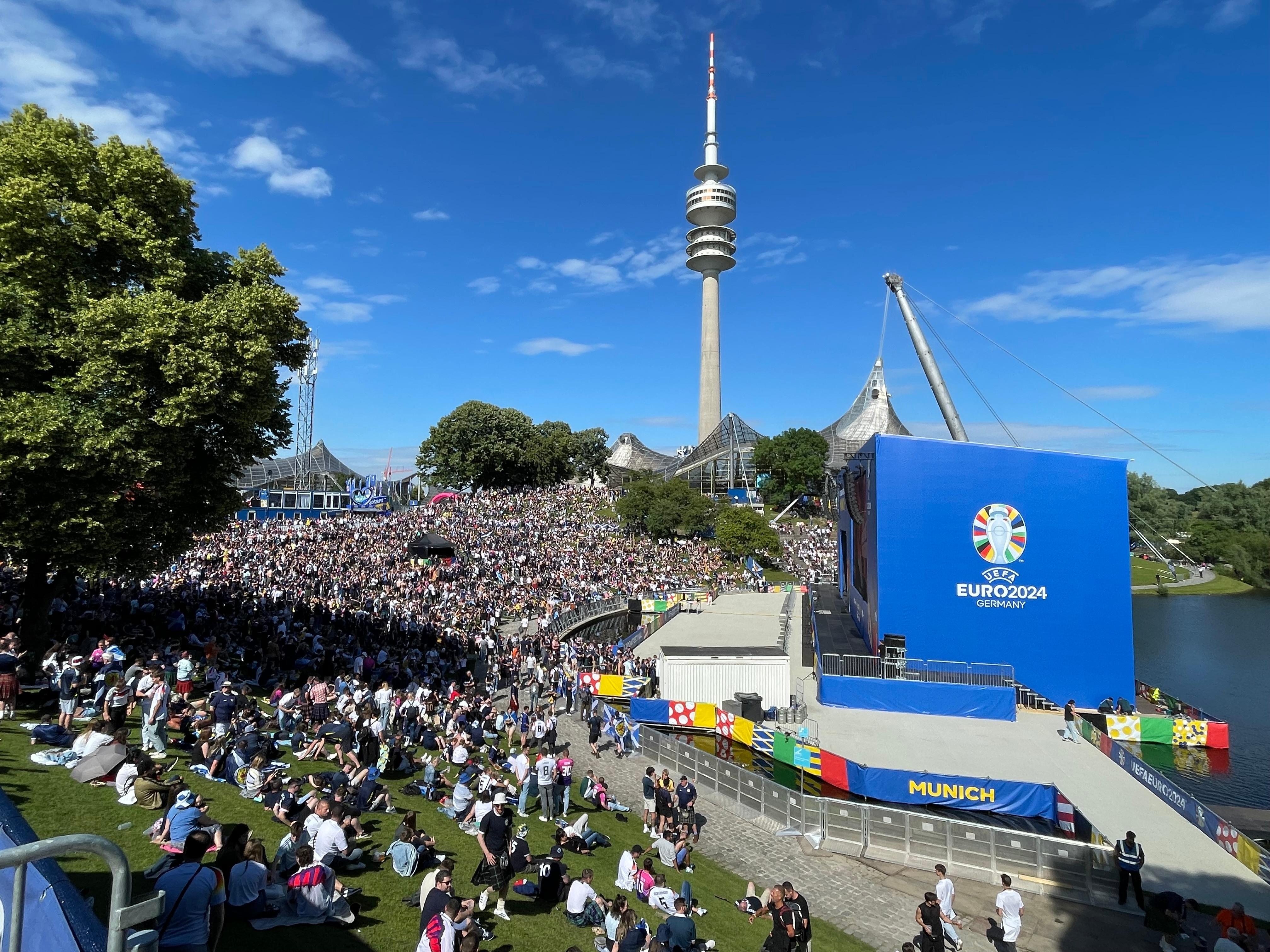 Fan-Zone im Münchner Olympiapark