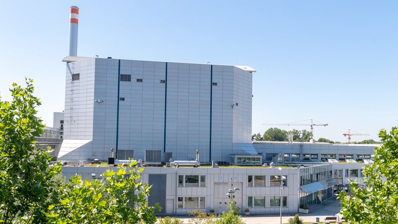 Der Forschungsreaktor München II (FRM II) auf dem Gelände der Technischen Universität München (TUM) im Norden Münchens (Archivbild)
