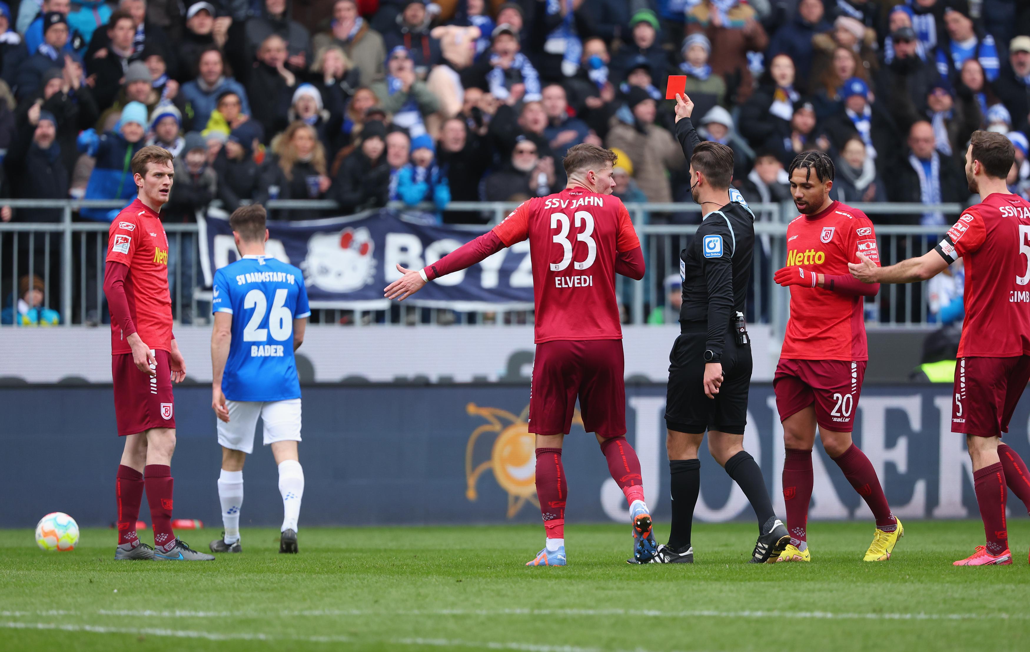 2. Fußball-Bundesliga : 18. Spieltag: Darmstadt 98 - SSV Jahn Regensburg