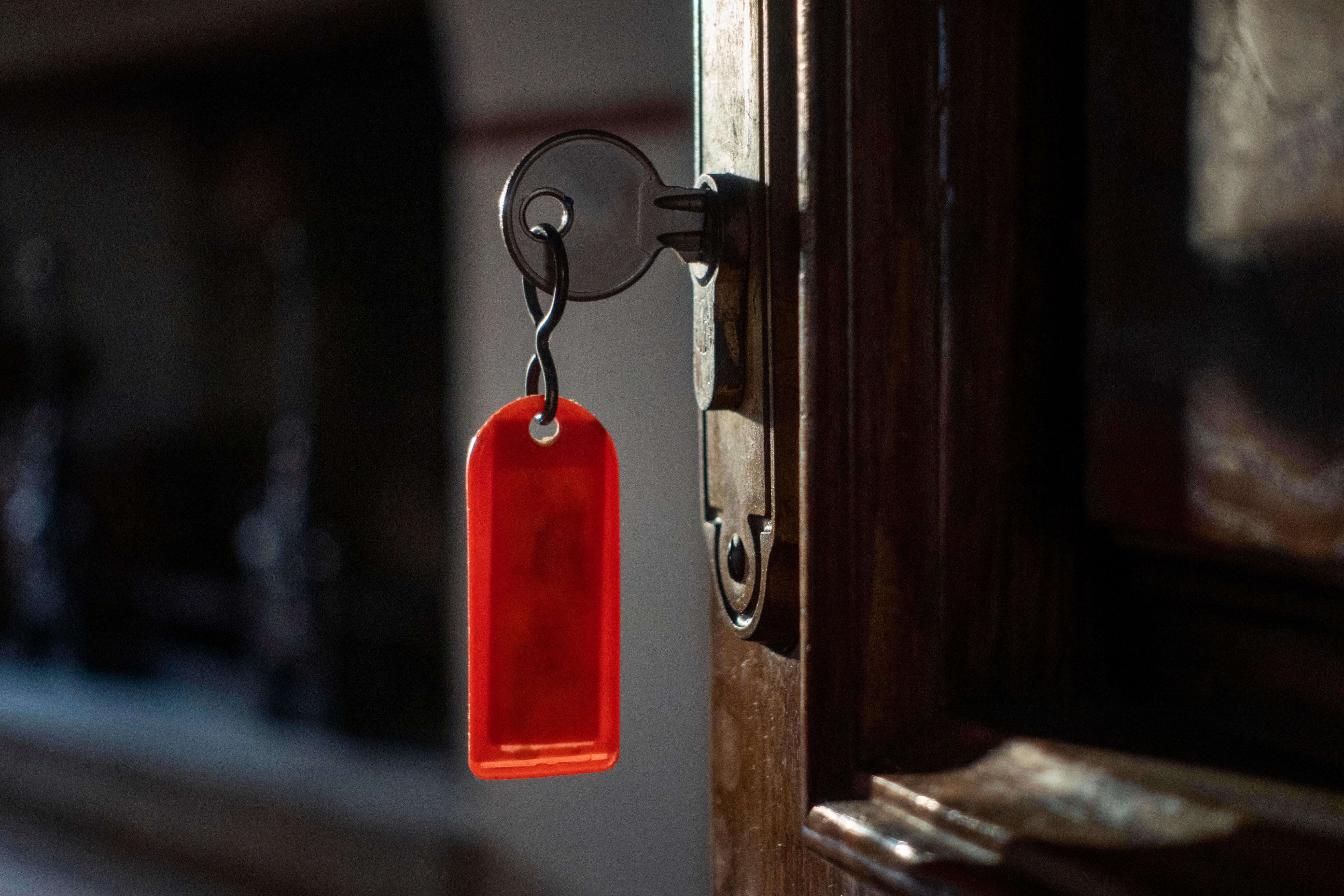 Schlüssel im Schloß einer Eingangstür