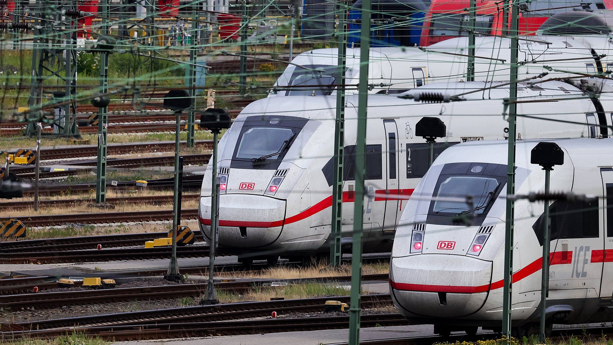 Schlichterspruch vorgelegt: Bahn-Tarifeinigung zeichnet sich ab