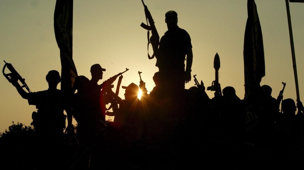 Zurück von der Terror-Miliz: Was tun mit Ex-Dschihadisten?
