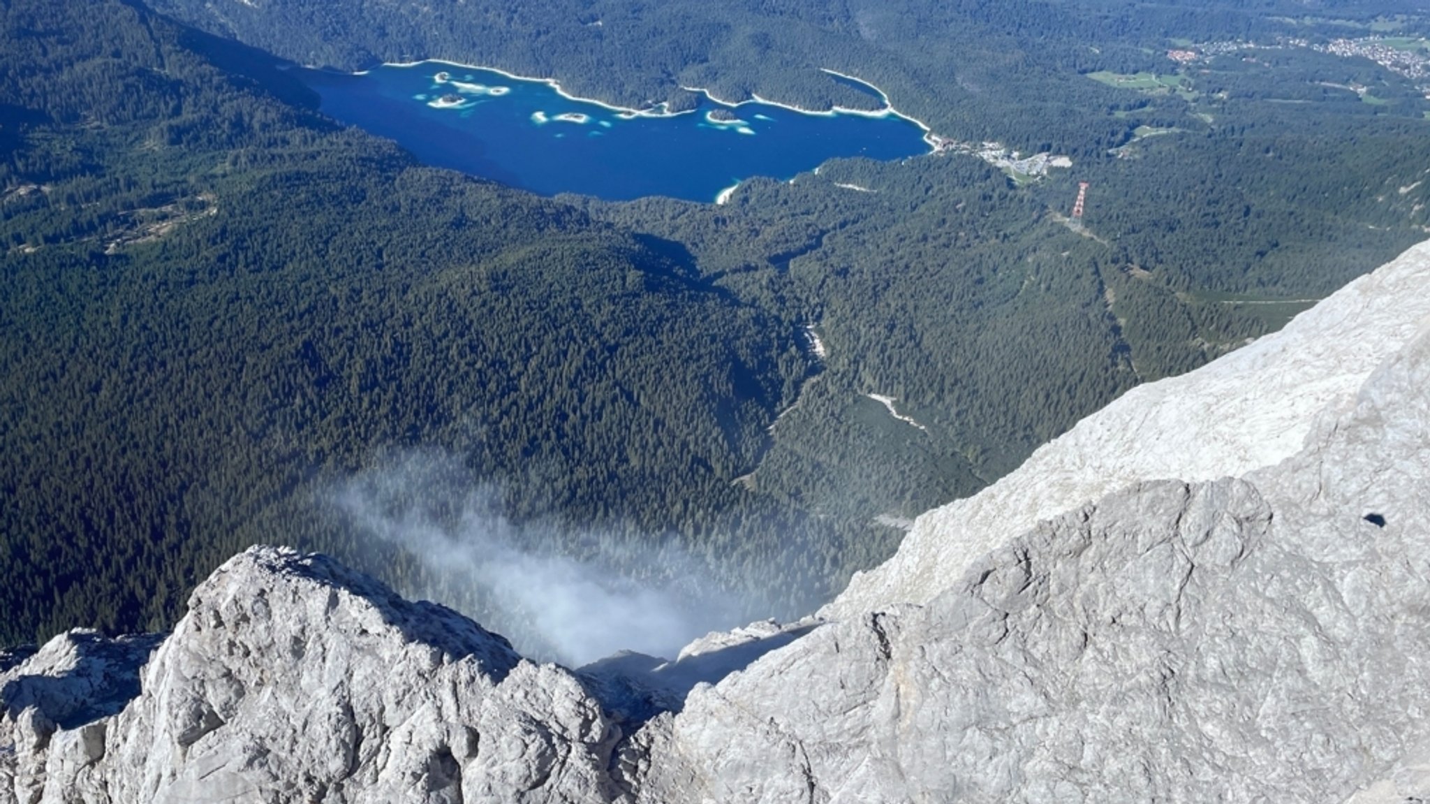 Felssturz an Zugspitze: Experten rechnen mit weiteren Abbrüchen