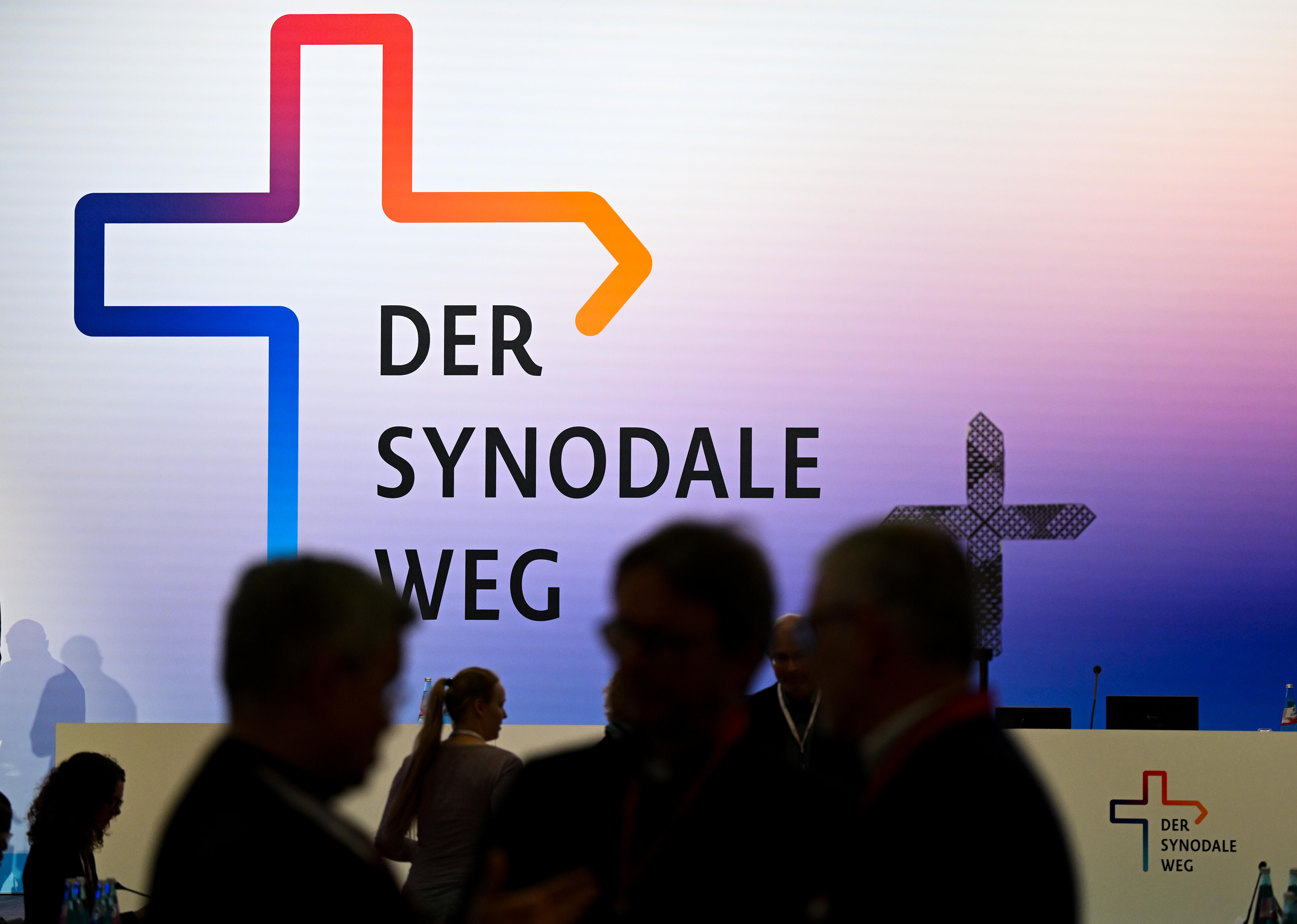 Drei Jahre nach dem Abschluss des Synodalen Weges treffen sich die Teilnehmer noch einmal: Was wurde in der Praxis tatsächlich umgesetzt? 