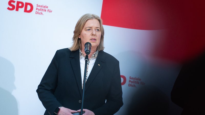 Arbeitsministerin Bärbel Bas könnte auch neue Co-Vorsitzende der SPD werden. | Bild: pa/dpa/Christophe Gateau Arbeitsministerin Bärbel Bas könnte auch neue Co-Vorsitzende der SPD werden.