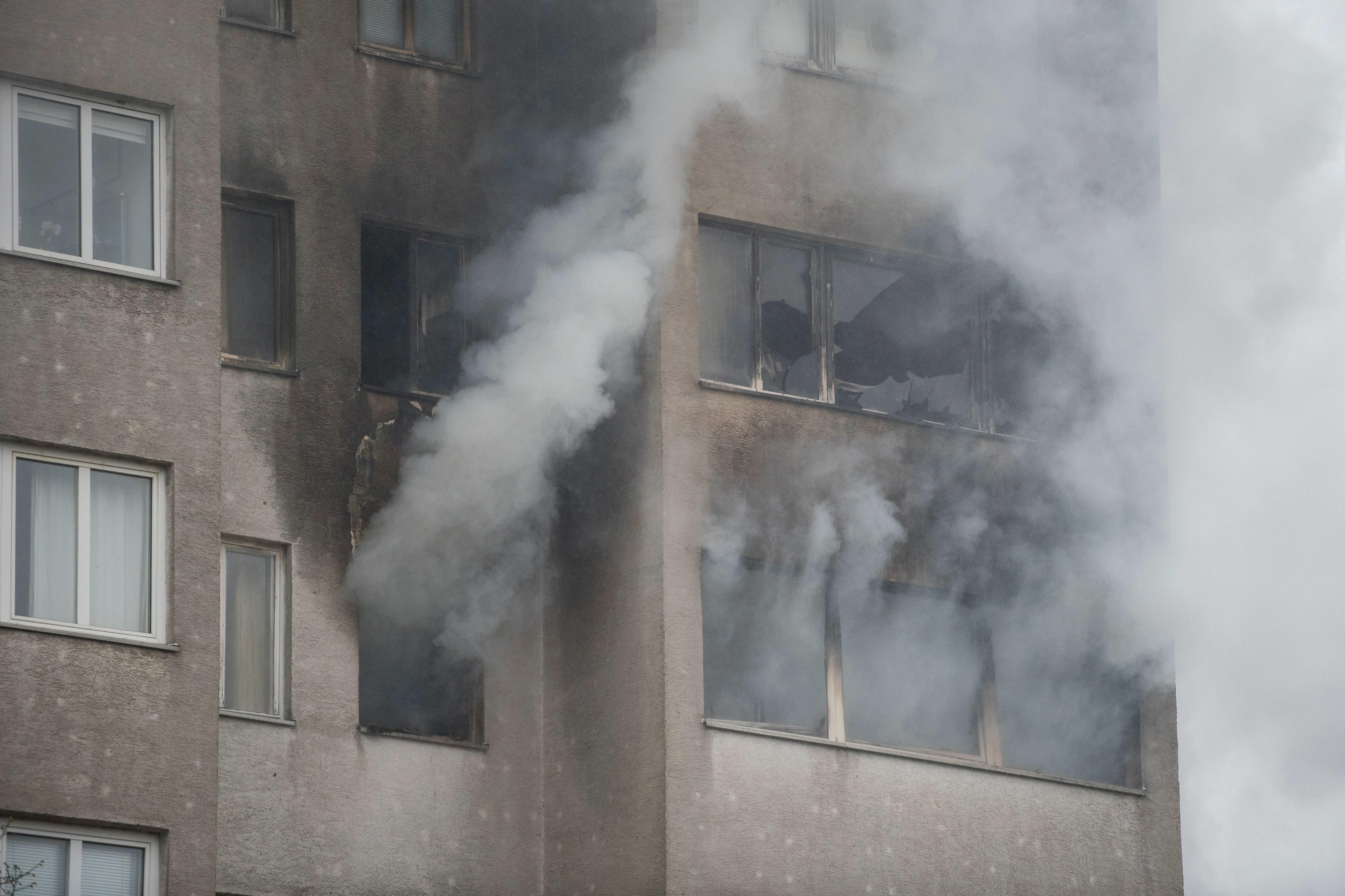 22 Verletzte Bei Hochhausbrand In Berlin | BR24