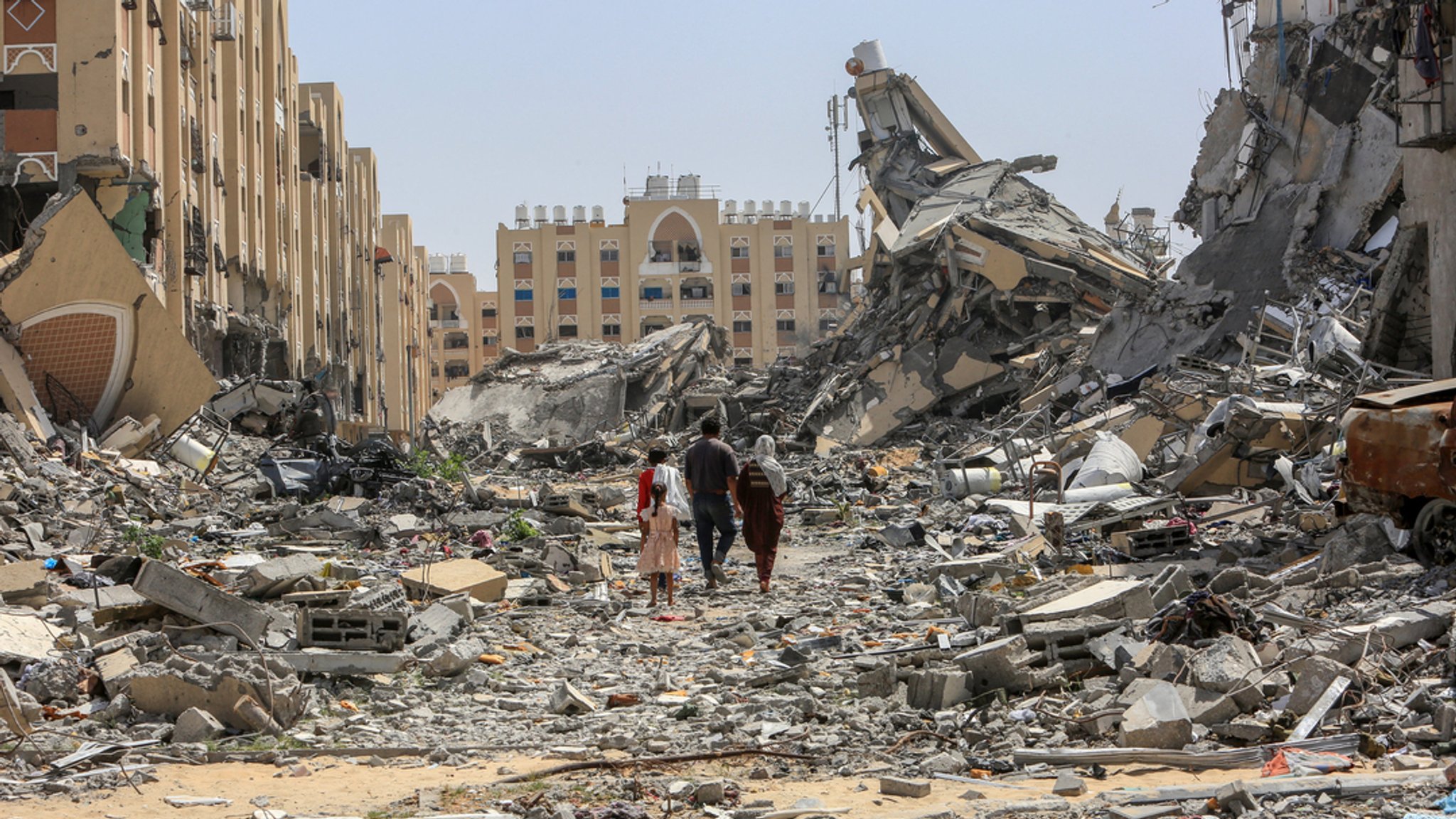 Zerstörte Häuser in Hamad Town im Gazastreifen (Archivbild vom 21.5.24)