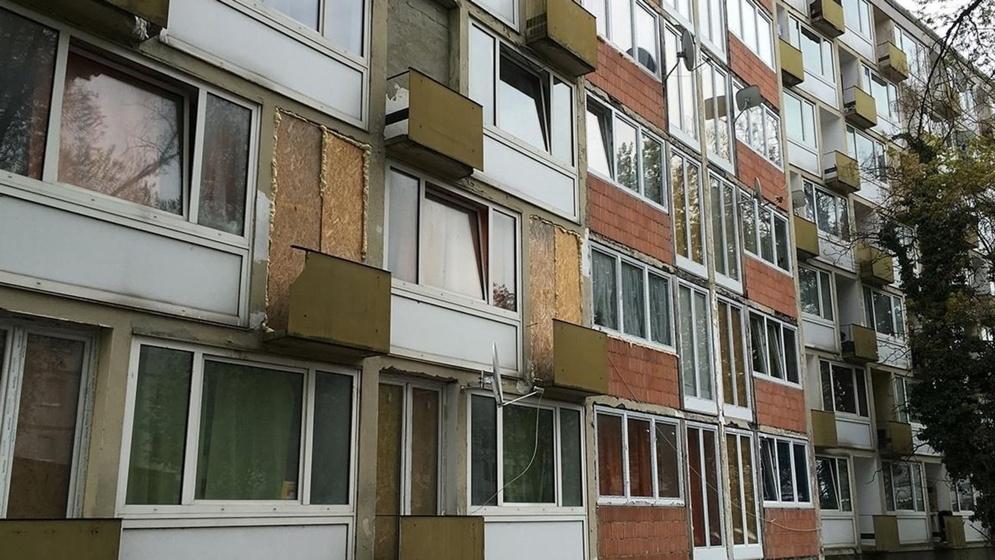 Der bekannte Landshuter Wohnblock, die sogenannte Drachenburg.