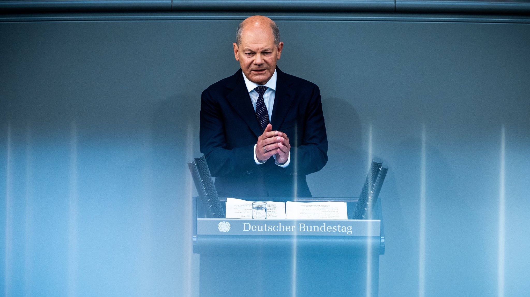 Berlin, 26.06.24: Bundeskanzler Scholz (SPD) bei seiner Regierungserklärung im Bundestag.