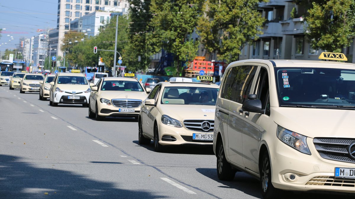 München gibt grünes Licht für Taxifahrten zu Festpreisen