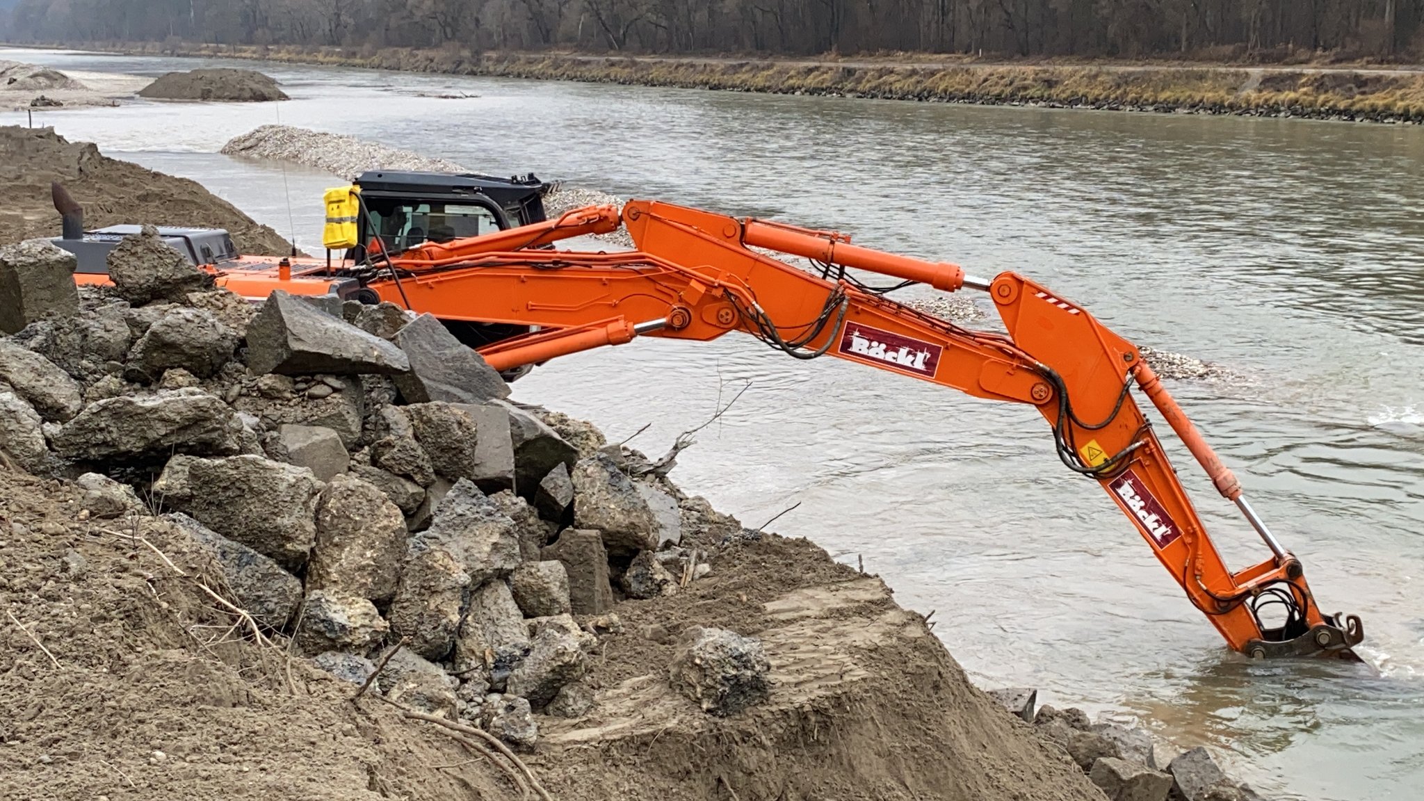 Der Salzach wieder mehr Platz geben: Die Renaturierung beginnt 