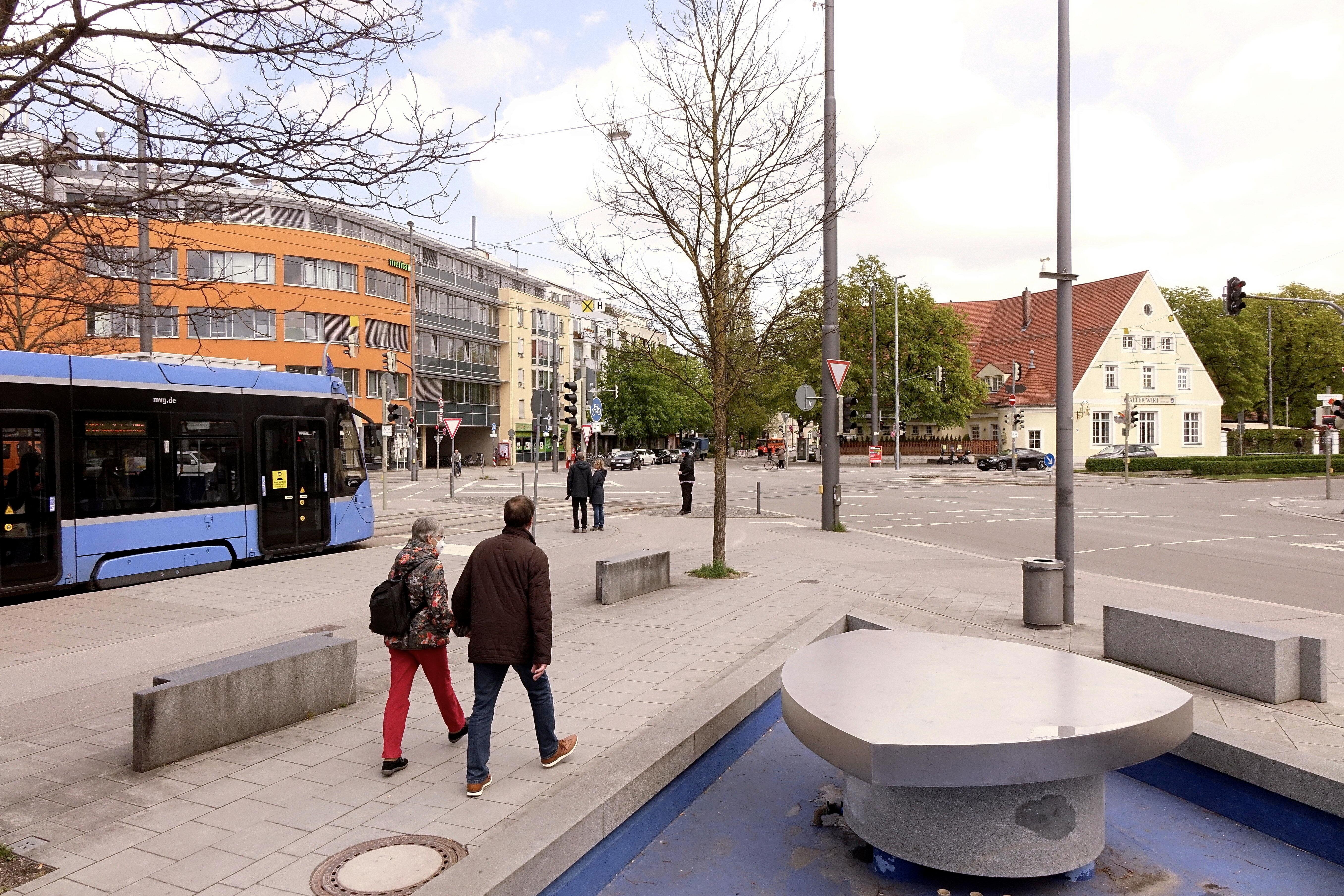 Betroffen von der Evakuierung ist ein Radius von 700 Metern um den Fundort am Rande des Westfriedhofs im Stadtteil Moosach.