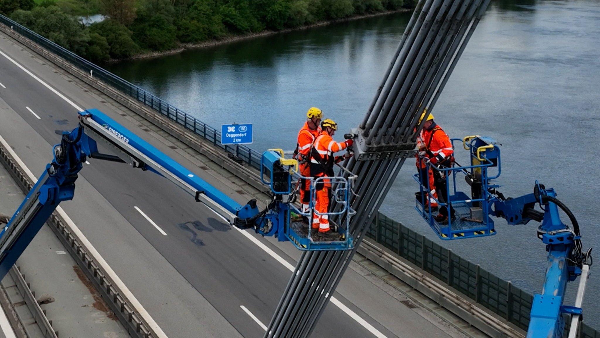 Bauarbeiten auf der A3 | Bild: BR Bauarbeiten auf der A3
