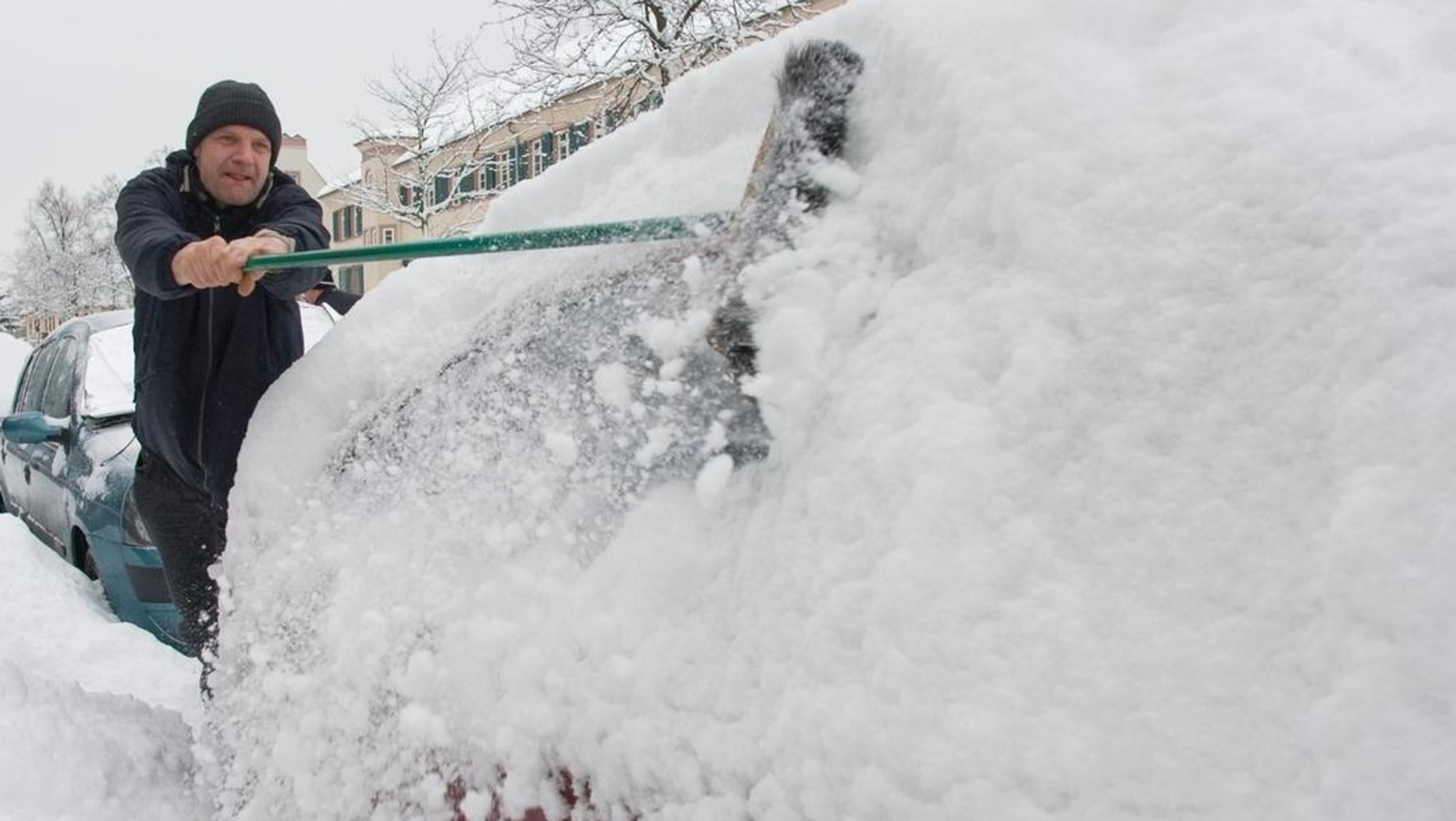 Winterwetter: Bußgelder für Autofahrer bei Eis und Schnee