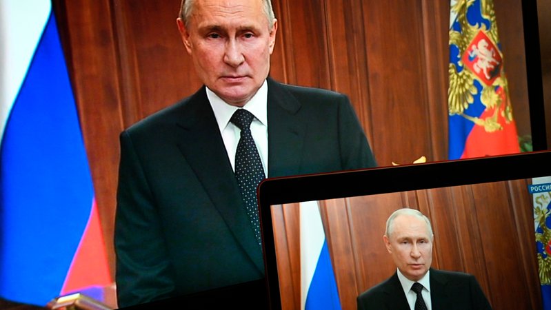 Russland-Experten sehen den Nimbus Wladimir Putins als unantastbarer Staatsführer beschädigt.